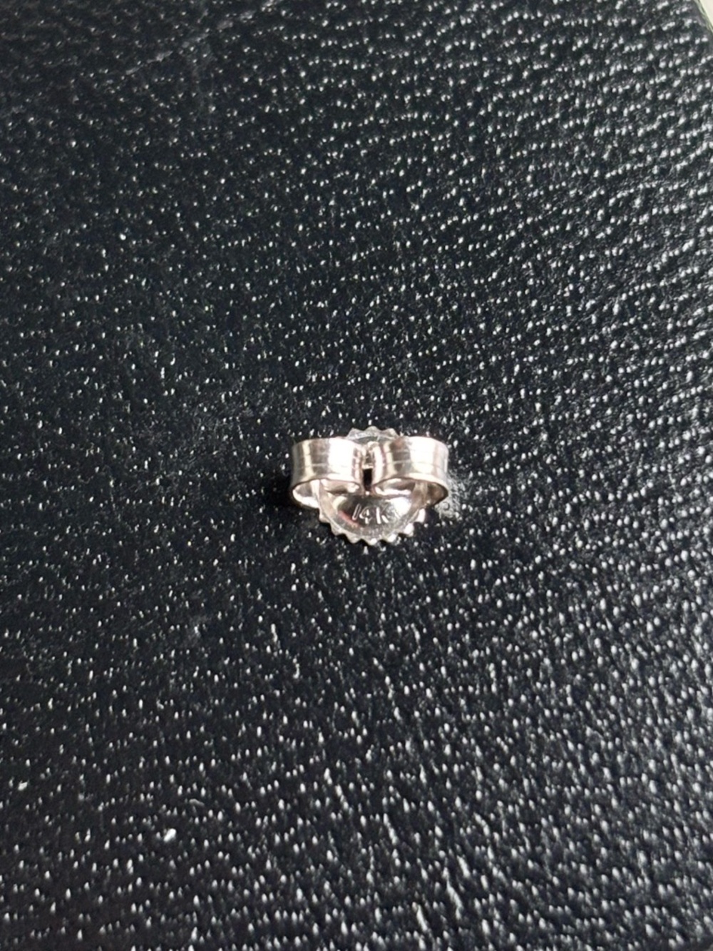 14k White Gold Diamond Stud Earrings - Picture 10 of 13